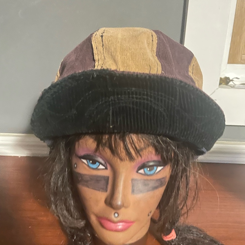 Custom hat - Picture 2 of 7